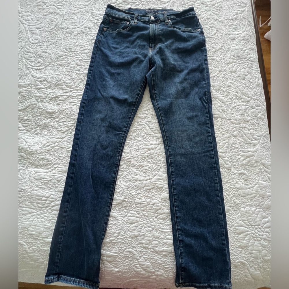 Men’s Lucky Brand 410 Athletic Straight Jeans